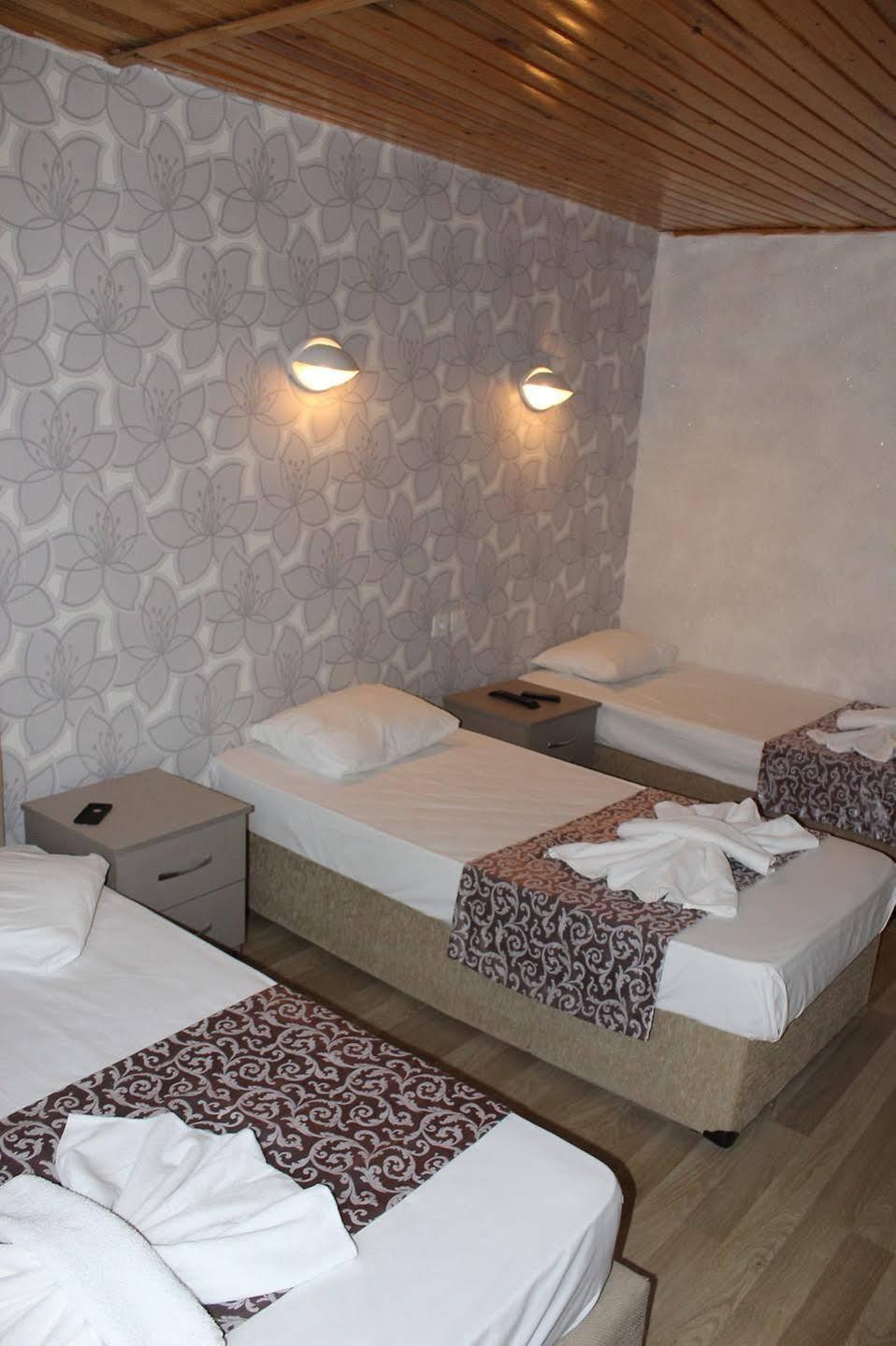 Grand Baysal Hotel Kındıra Bagian luar foto