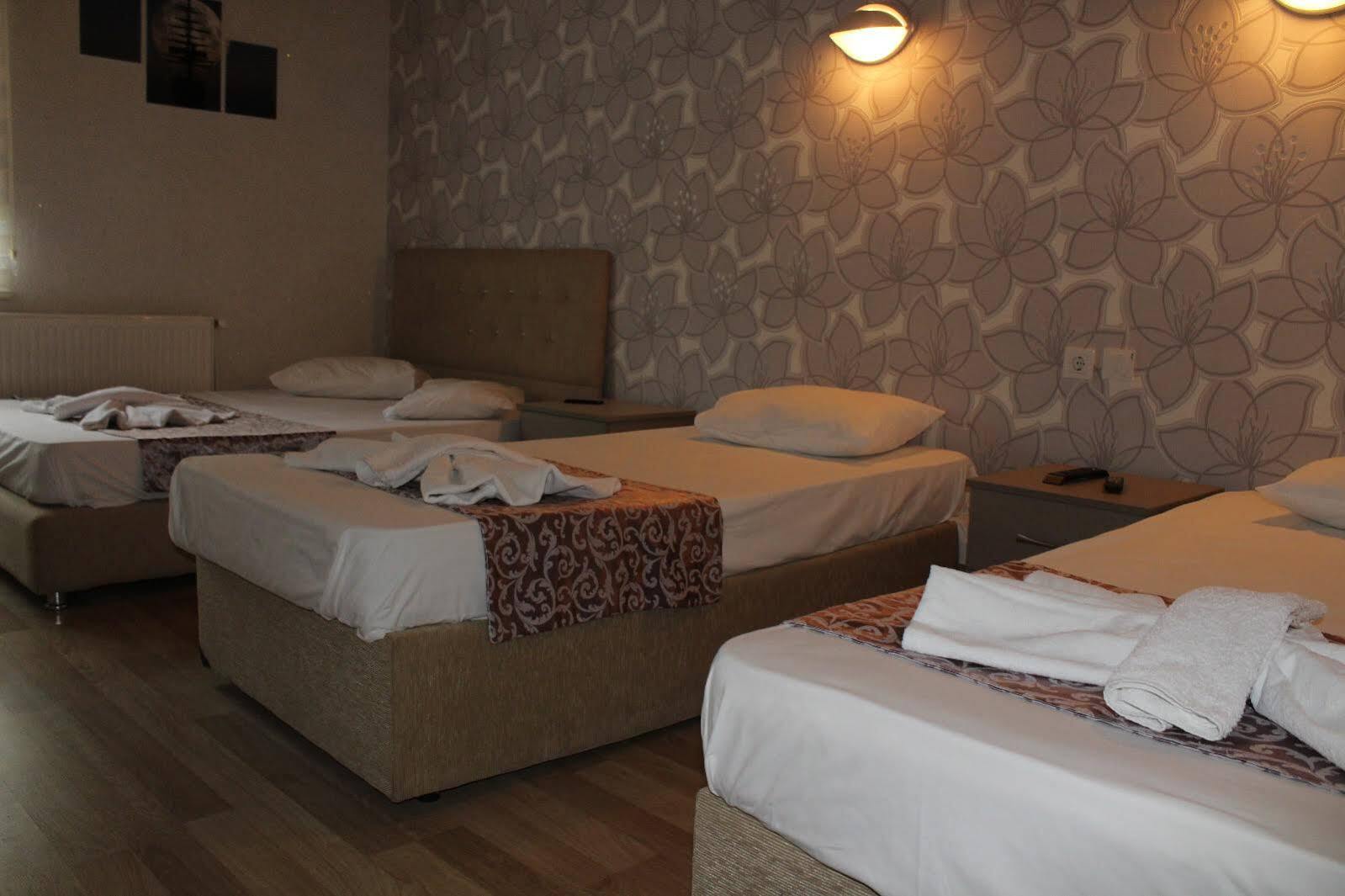 Grand Baysal Hotel Kındıra Bagian luar foto